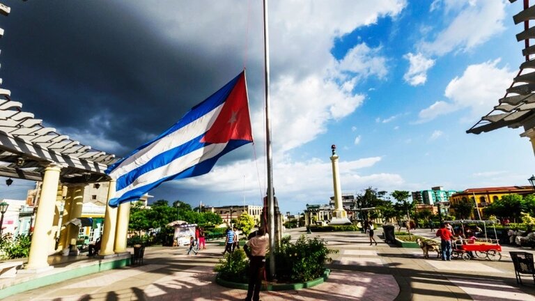 plaza-de-marte_santiago-de-cuba_1